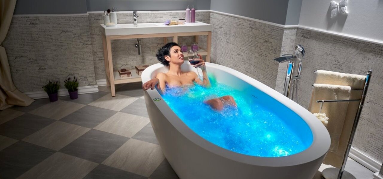 Karolina 2 Relax Solid Surface Air Massage Bathtub Matte web 03 (1)